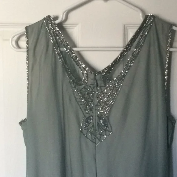 Dazzling Dress - Picture 5 of 6